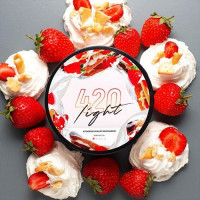 ТАБАК 420 LIGHT КЛУБНИЧНЫЙ МИЛЬФЕЙ 100 ГР