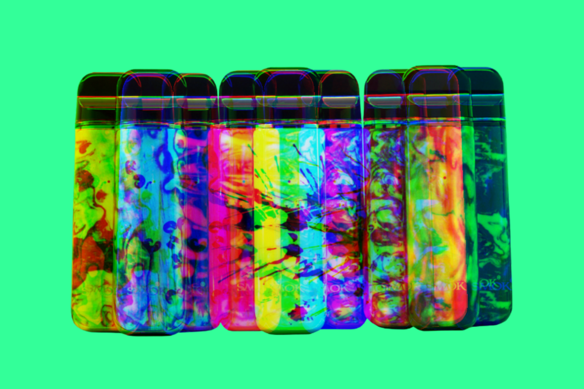 smok-novo-3-charging